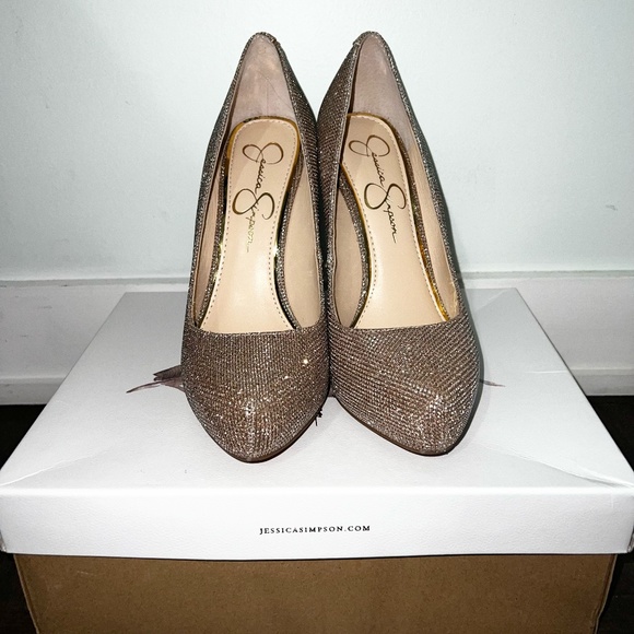 Jessica Simpson Parisah Gold Sparkly High Heels - Picture 3 of 3